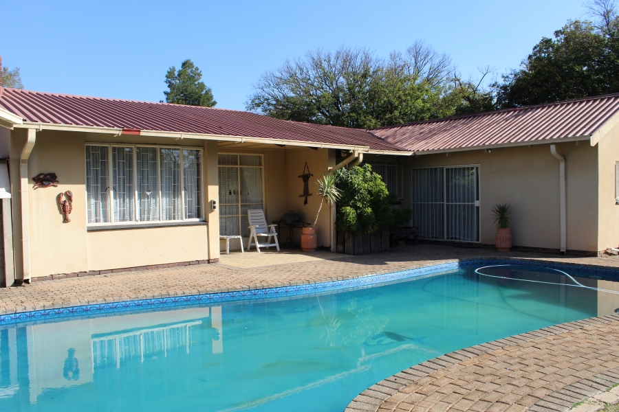 4 Bedroom Property for Sale in Sasolburg Ext 5 Free State